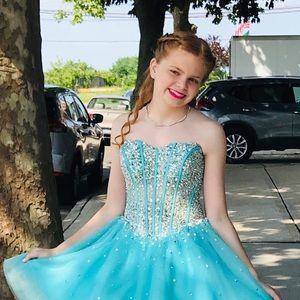 Meet your Posher, Brianna